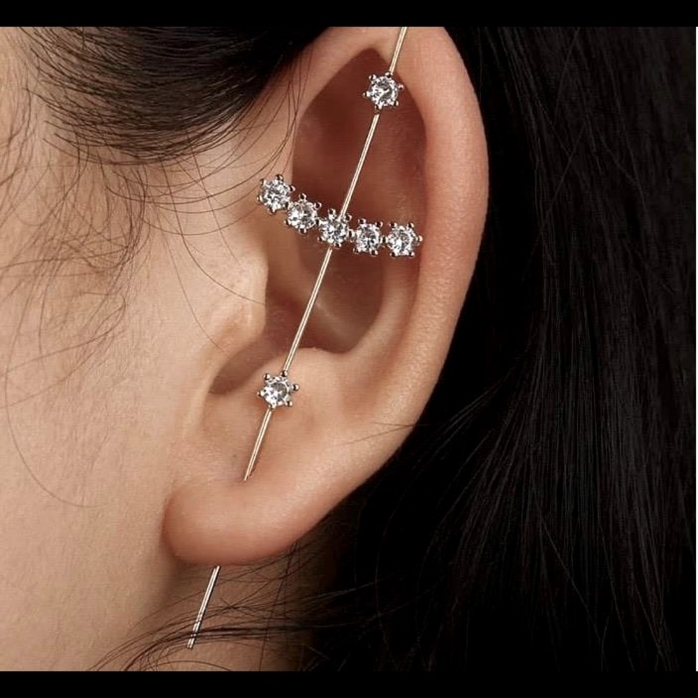 Silver Diamond Ear Crawler hook